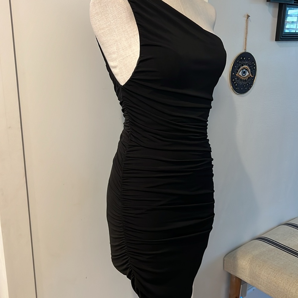 Alice and Olivia black dress - Picture 3 of 6